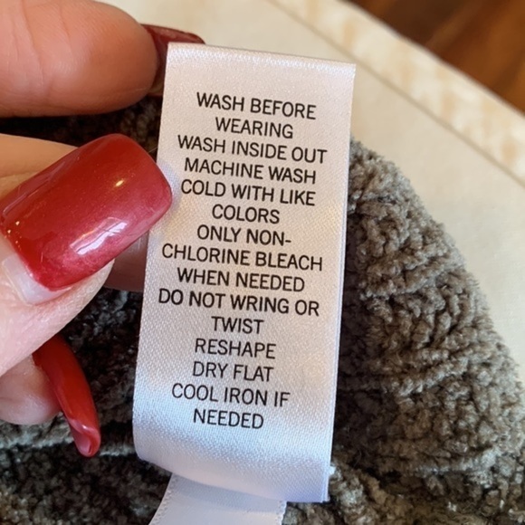 SO Kohls soft knitted thick warm v neck long sleeve sweater - Picture 9 of 10